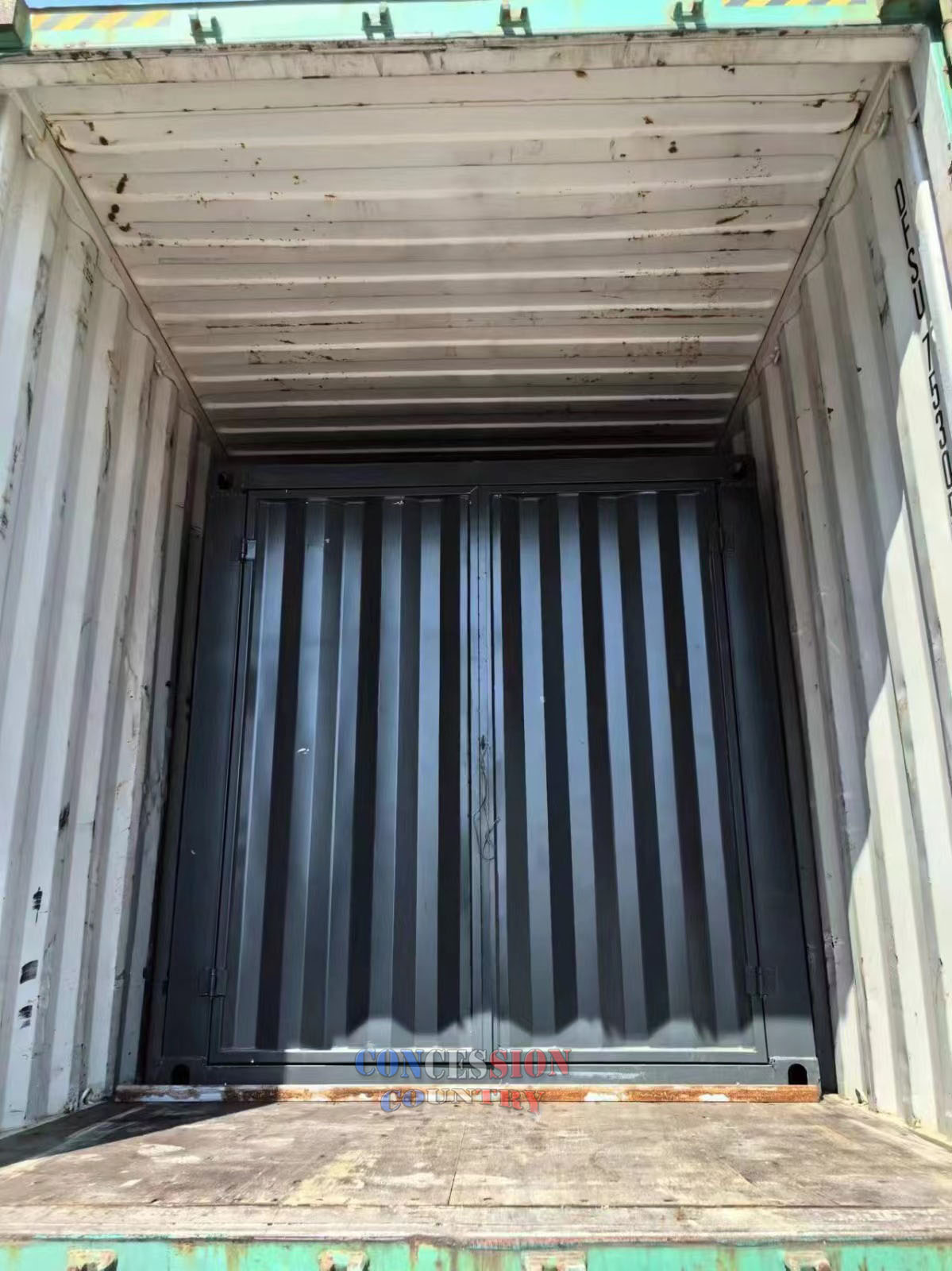 Container cafe shipped to USA(图3)